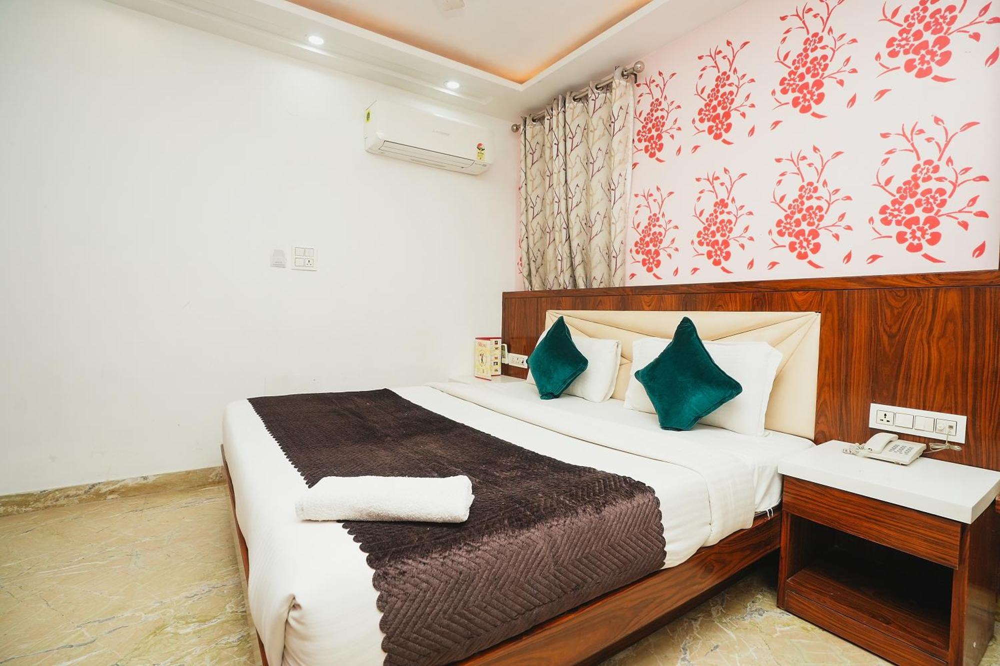 Hotel Kabir Palace Karol Bagh Neu-Delhi Exterior foto