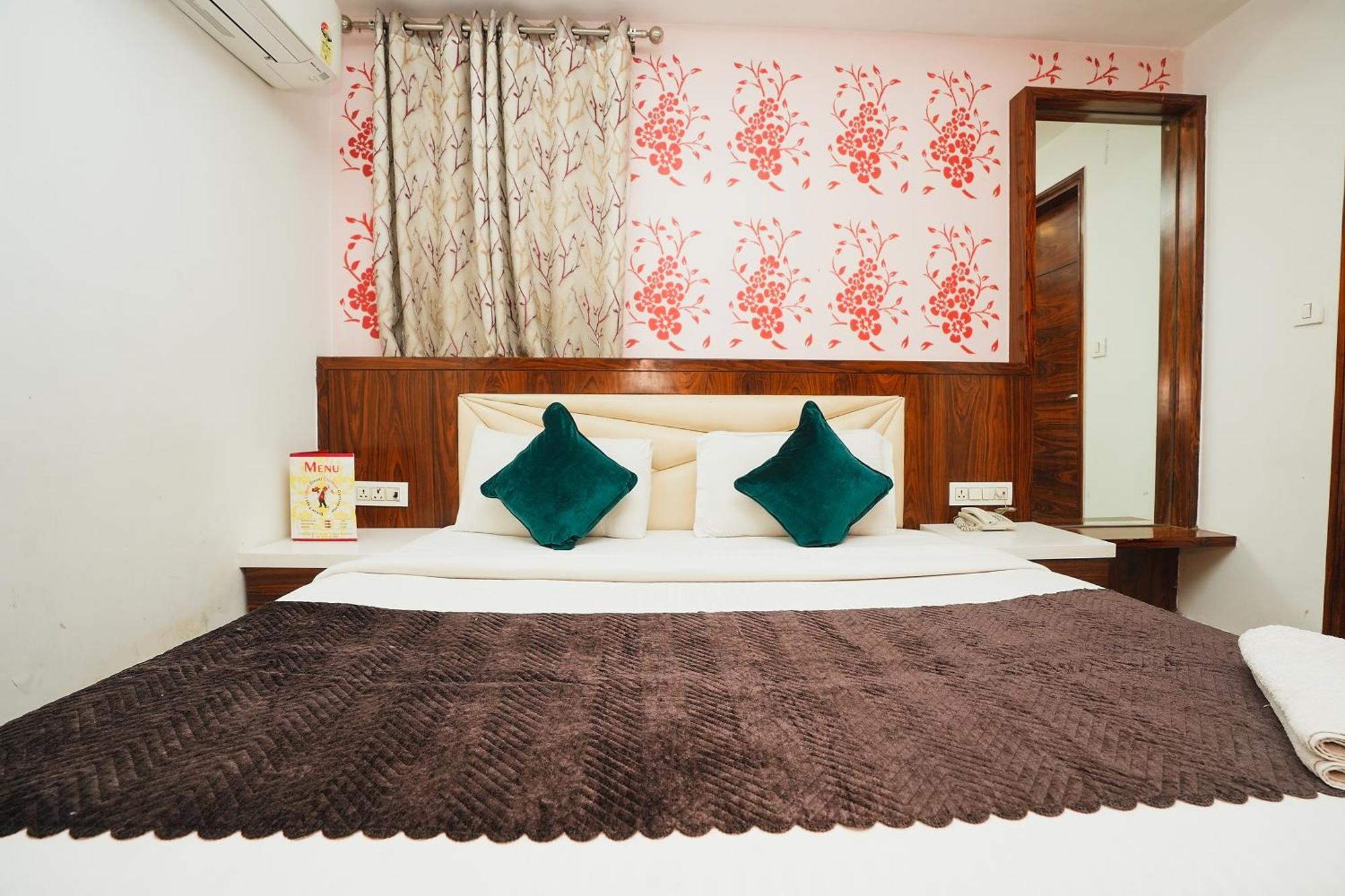 Hotel Kabir Palace Karol Bagh Neu-Delhi Exterior foto
